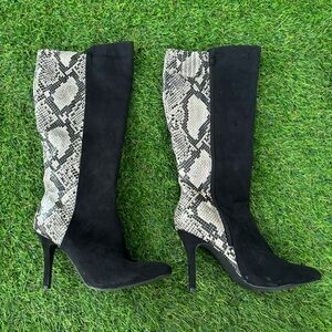 Diba Size 7 Black Snake Pattern 4 Inch Heeled Boots